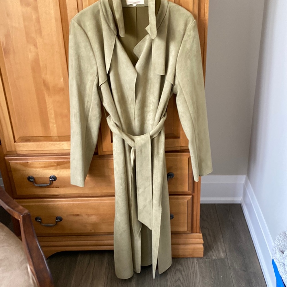 Ladies light green long coat - suede feel. NEW never worn